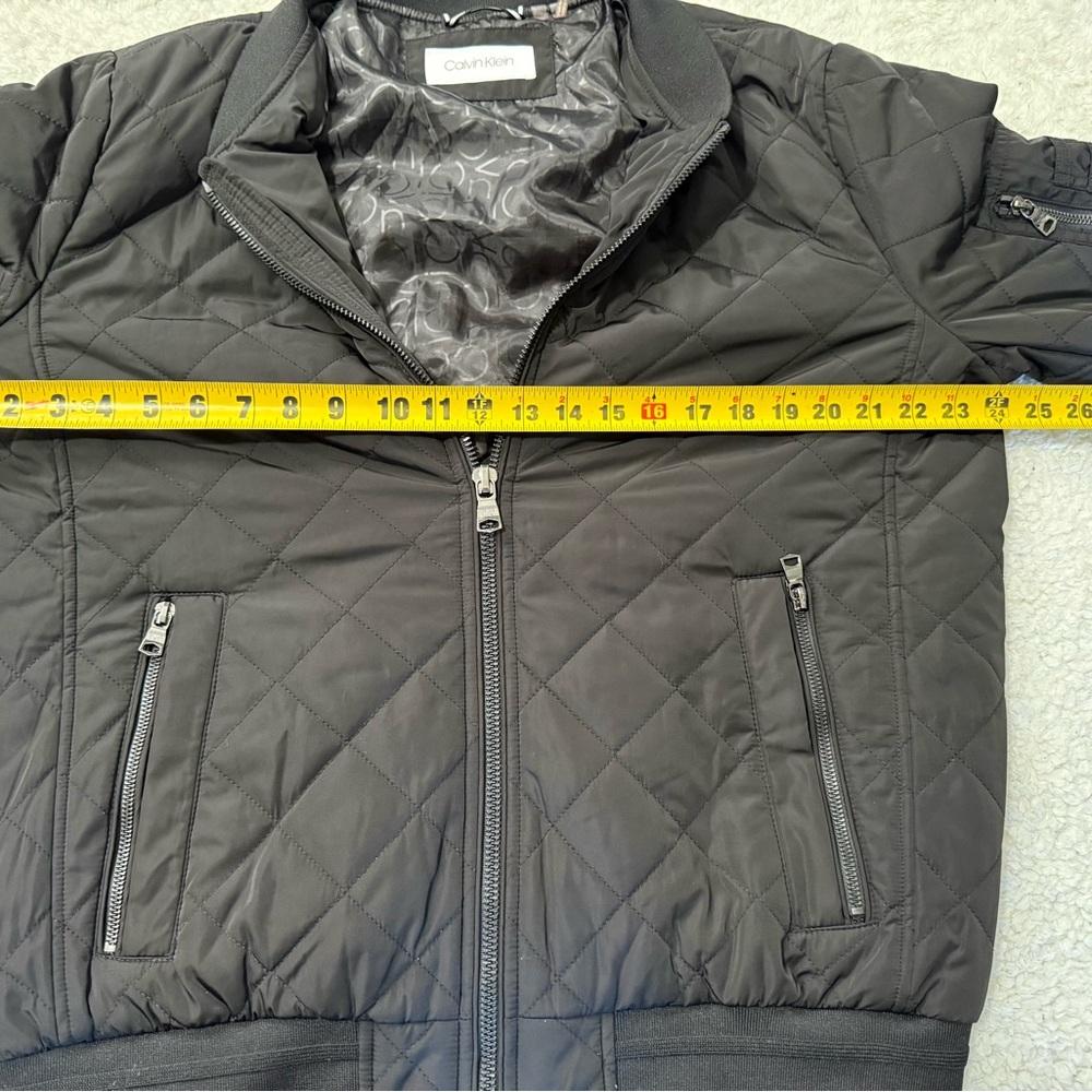Calvin Klein Men's Black Quilted Bomber Jacket - Picture 9 of 9